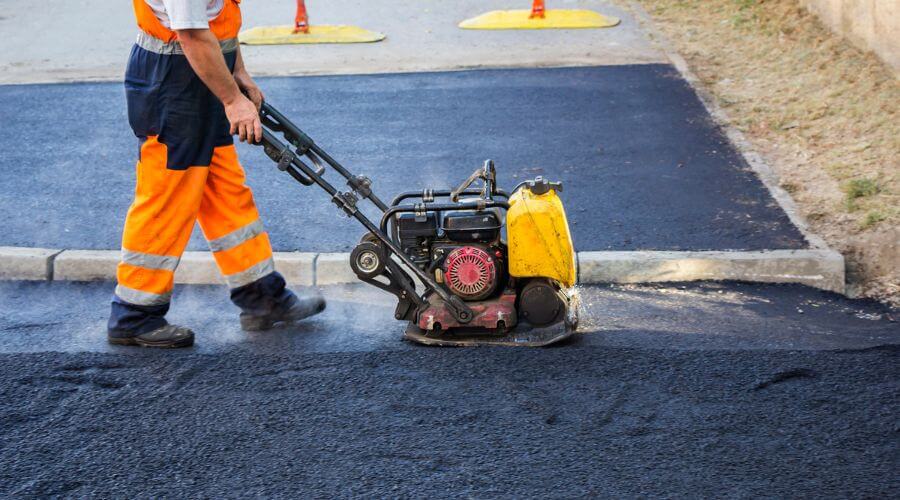 Professional gutter cleaning in Delphos, KS